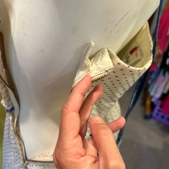 Queen of Shabby Chic Gown - Picture 16 of 16